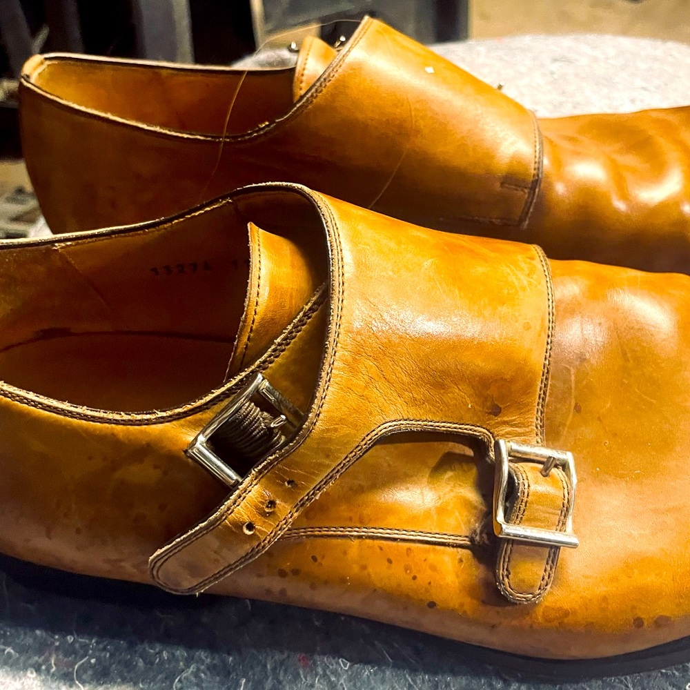 Magnanni Italian leather shoes size 11 Mens